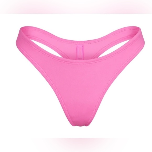 NWT-SKIMS Swim Thong COLOR Taffy Hot Pink  SIZE 3XL/ - Picture 1 of 5